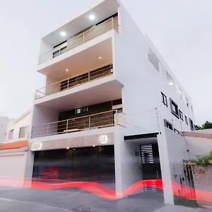 Apartamentos Torre II Condominios - Pet Friendly Apartment